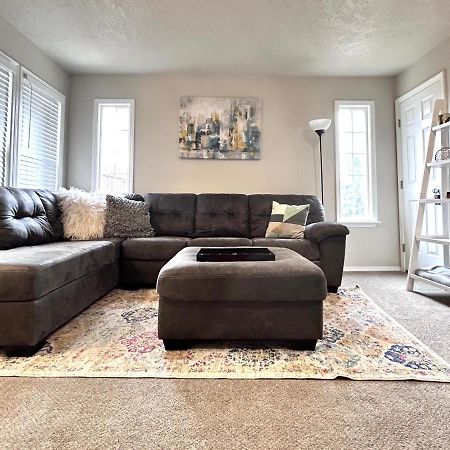 The Getaway Se Boise Condo Across The Street From Greenbelt, Bown Crossing And Boise River 3Bd 3Bath, 4 Beds! Lovely, Homey, Dining Table Seats 6 Bagian luar foto